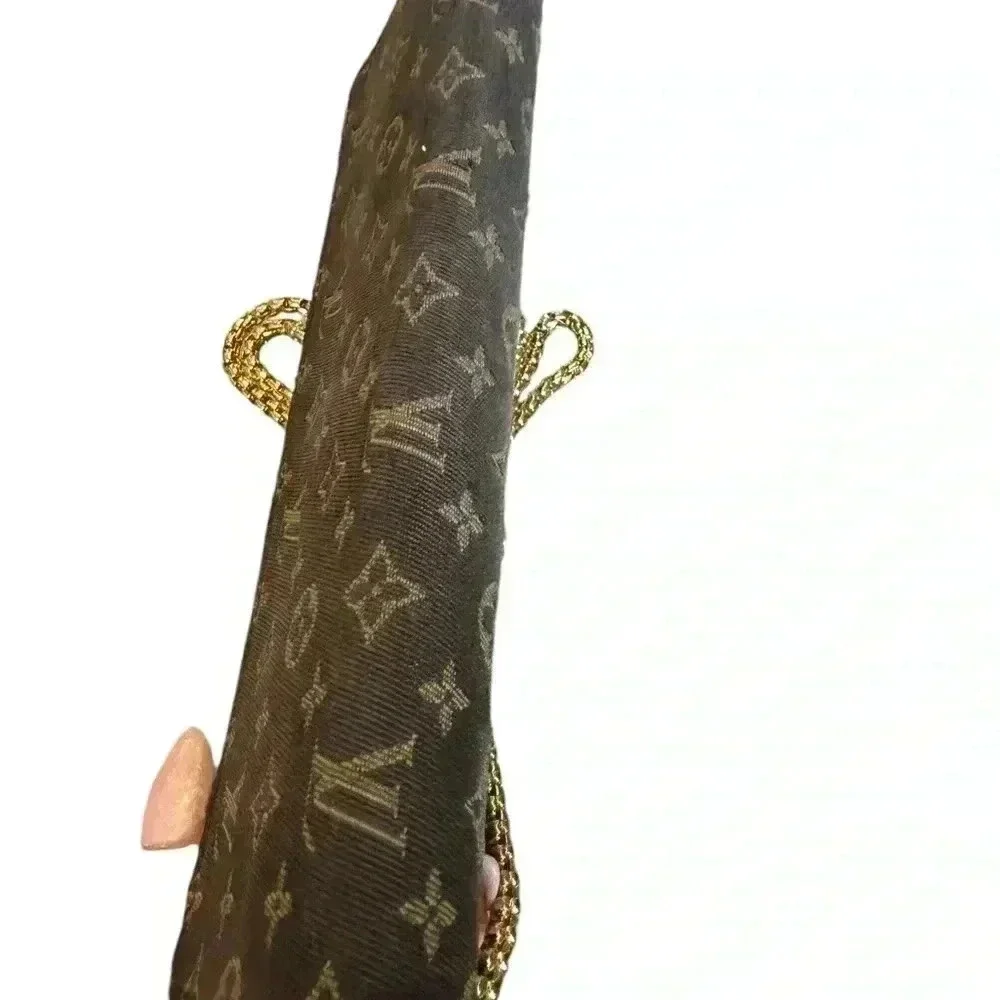 Louis Vuitton Portedeuille Sarah bifold long wallet monogram brown color.